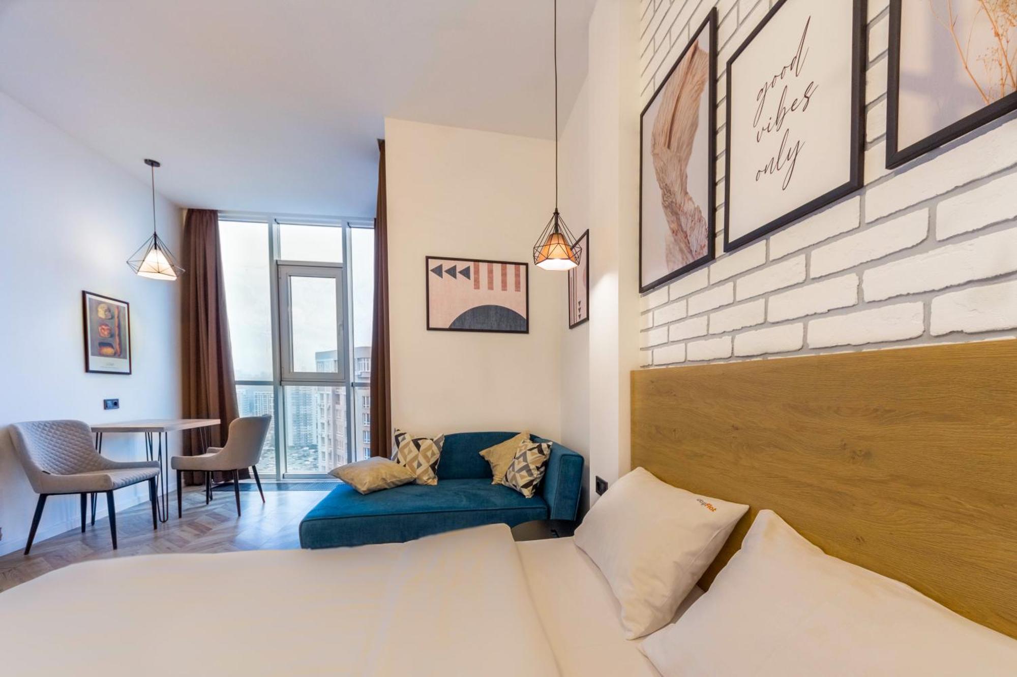 Design Apartments With Panoramic View Kyiv Exterior photo